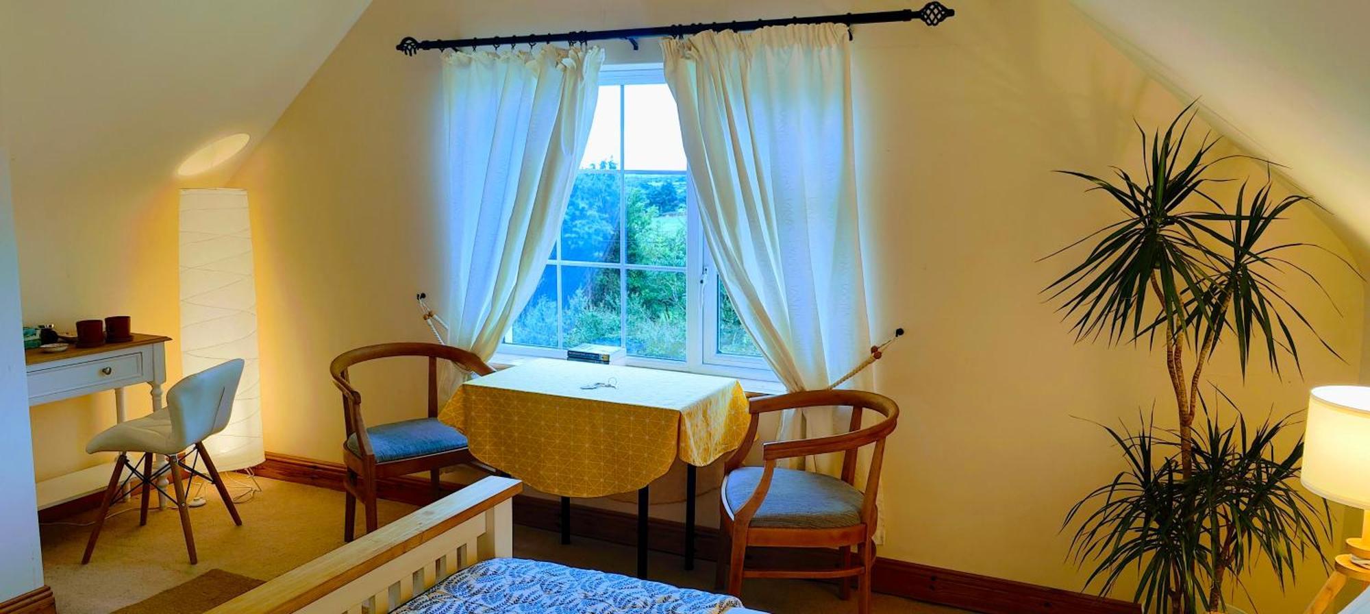 Happy Hill Hotel Йол Екстериор снимка
