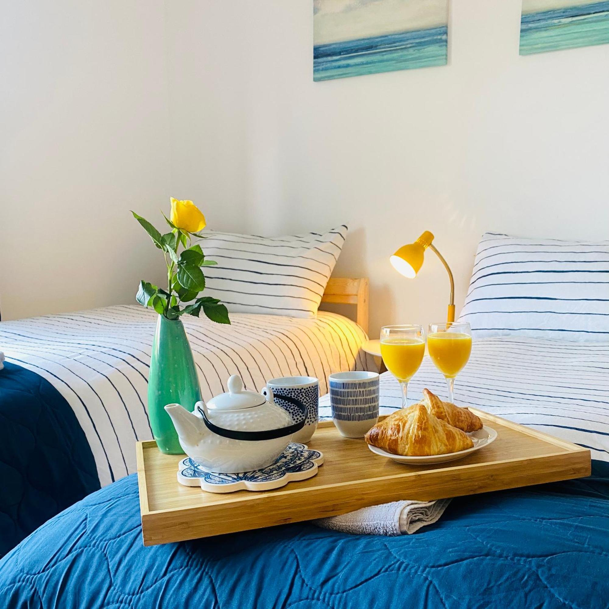 Happy Hill Hotel Йол Екстериор снимка